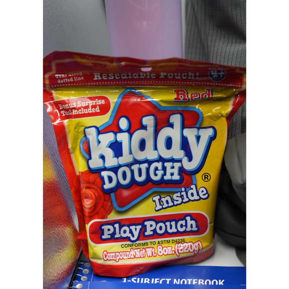 All in Motion Gray Backpack + Ember Tan Lunchbox Back-to-School Supply‎ Kit - Picture 9 of 16